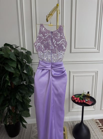 فستان القماش كريب حرير +كلفه + لولو +خرز