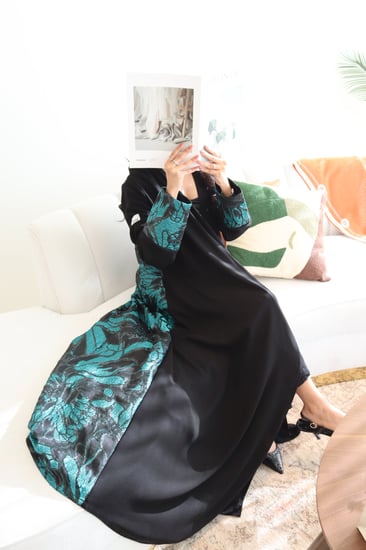 عباية تركواز