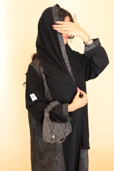 عباية الورد