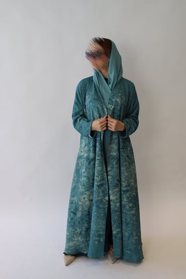 عباية سارة