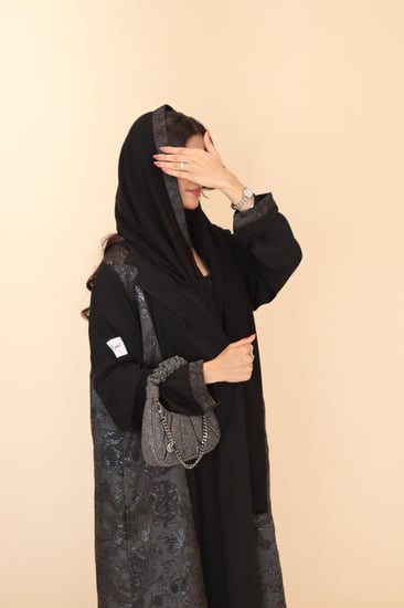 عباية الورد