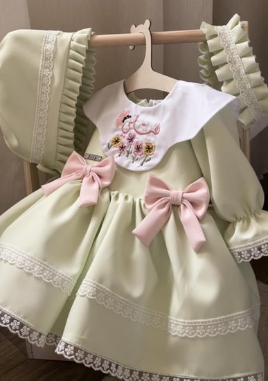 فستان فكتوري تفاحي