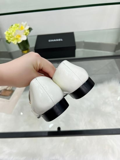 حذاء نسائي ماركة ‏Chanel