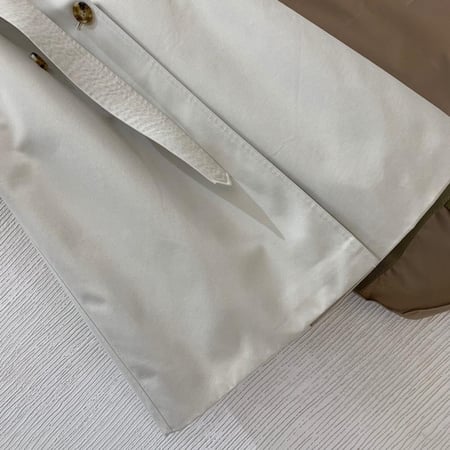 جاكيت نسائي ماركة Burberry