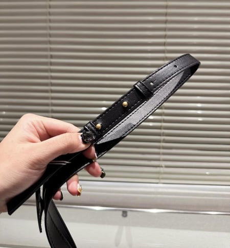 شنطة نسائية ماركة Bottega Veneta