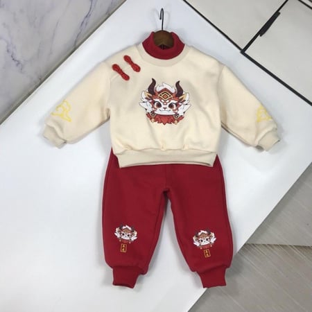 طقم اطفال ماركة Gucci