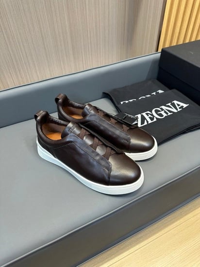 حذاء رجالي ماركة Zegna