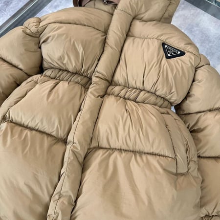 جاكيت اطفال ماركة Prada