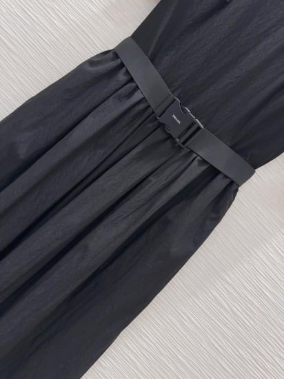 فستان ماركة Prada