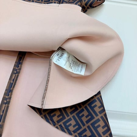 فستان ماركة Fendi