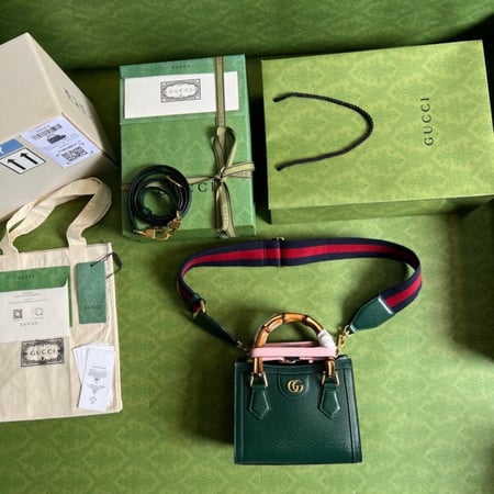 شنطة نسائية ماركة Gucci