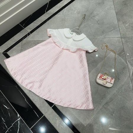 فساتين اطفال متنوعة ماركة Fendi