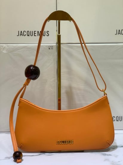 شنطة نسائية ماركة ‏JACQUEMUS