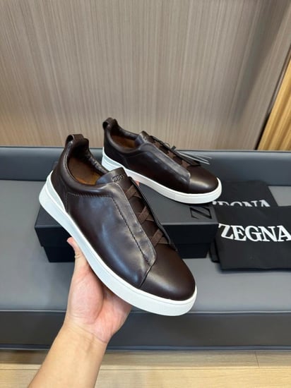 حذاء رجالي ماركة Zegna
