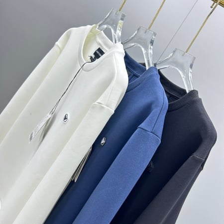 بلوفر رجالي ماركة Armani