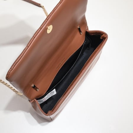 شنطة نسائية ماركة Burberry