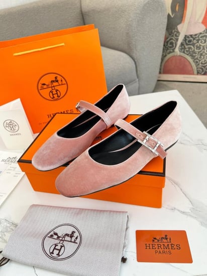 حذاء نسائي ماركة Hermès