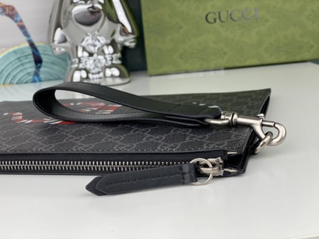 شنطة نسائية ماركة Gucci