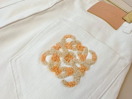 جينز نسائي ماركة Loewe