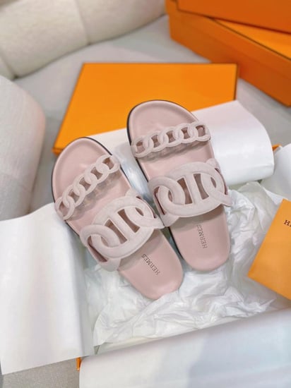 حذاء نسائي ماركة Hermès