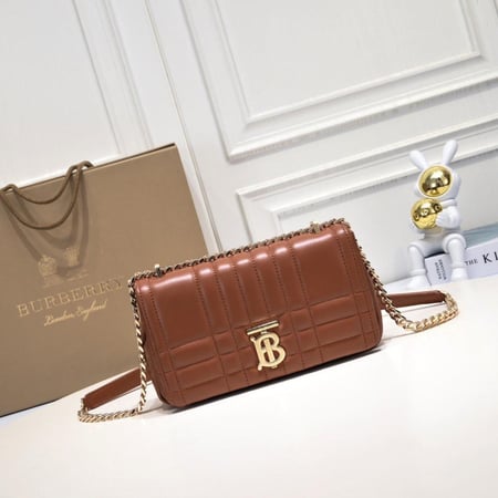 شنطة نسائية ماركة Burberry