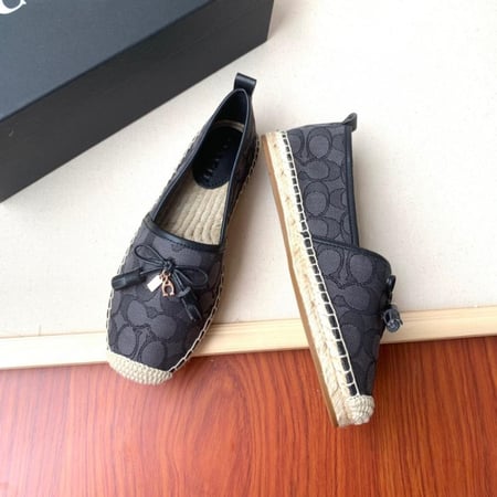 حذاء نسائي ماركة ‏Coach