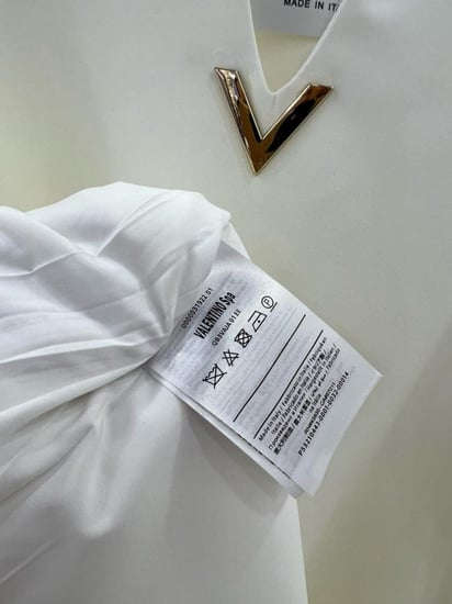 فستان ماركة Valentino