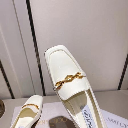 حذاء نسائي ماركة jimmychoo