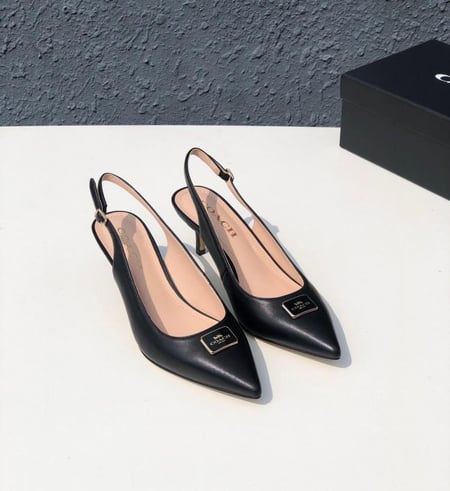 حذاء نسائي ماركة ‏Coach