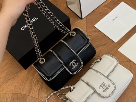 شنطة نسائية ماركة ‏Chanel