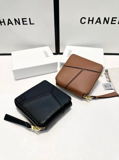 كارد ماركة Loewe