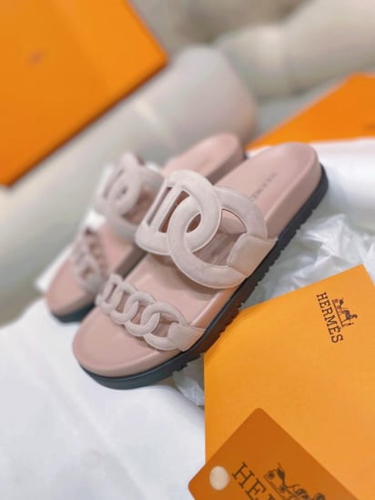 حذاء نسائي ماركة Hermès