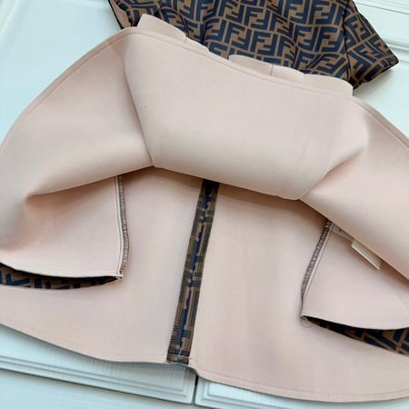 فستان ماركة Fendi