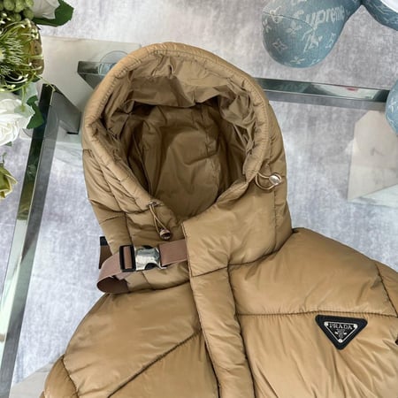 جاكيت اطفال ماركة Prada