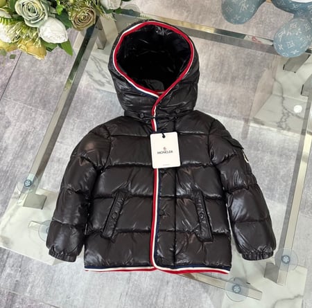 جاكيت اطفال ماركة Moncler