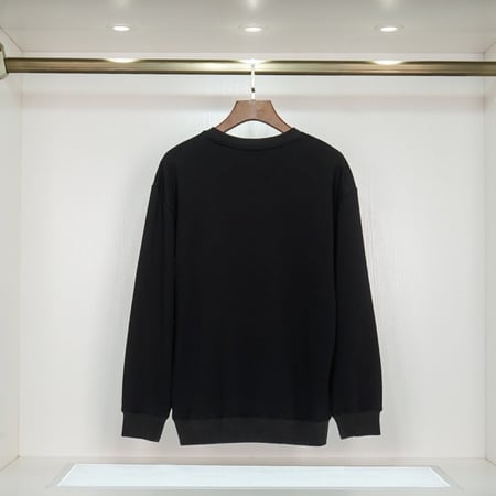 بلوفر ماركة Gucci