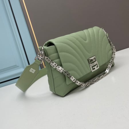 شنطة نسائية ماركة Givenchy