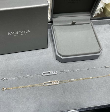 سواره ماركة Messika