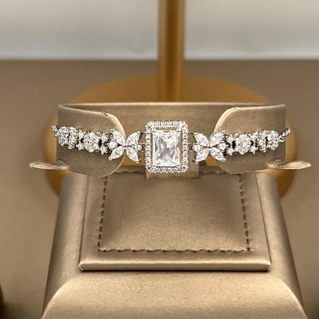 طقم نسائي أنيق Z43