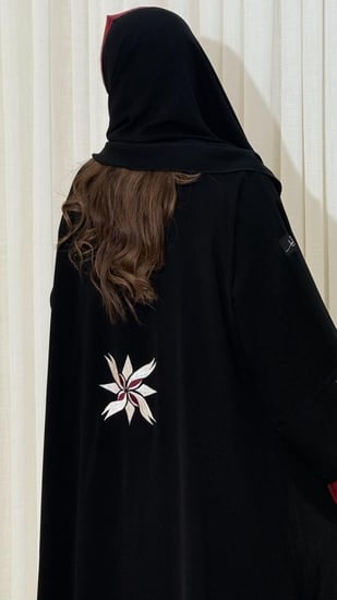 عباية ارلي ( Crimson Moon)