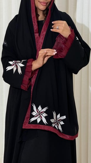 عباية ارلي ( Crimson Moon)