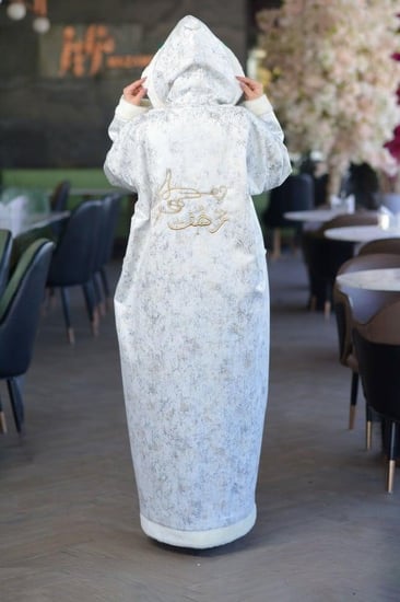 فروه نسائي شتوية 2026 مع الاسم