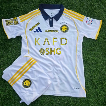 طقم النصر الاصلي