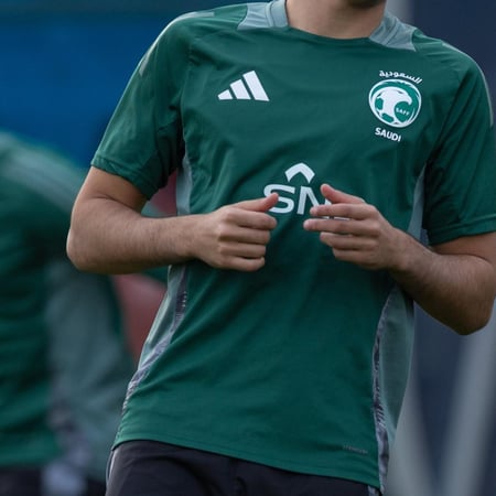 تيشيرت المنتخب السعودي لا يفوتك متجر التميز