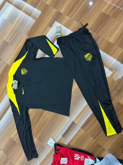 طقم الاتحاد سويتر مع سروال طويل 2026