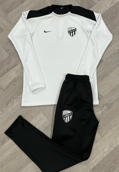 طقم تدريب نادي الاتحاد الجديد