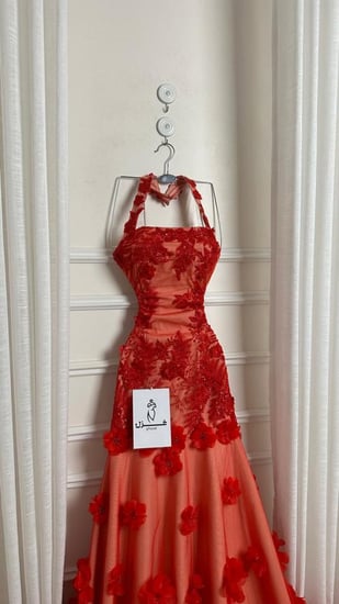 فستان صالحة