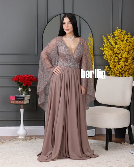 فستان سهرة طويل بليسية اوف شولدر مطرز لون جالكسي