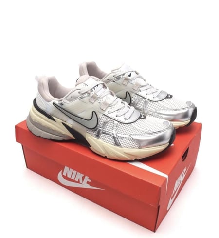 Nike V2K Run