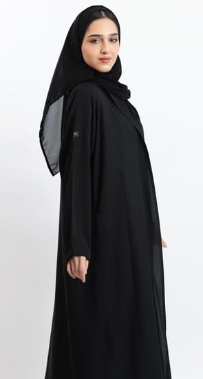 عباية سوداء حرير بارد